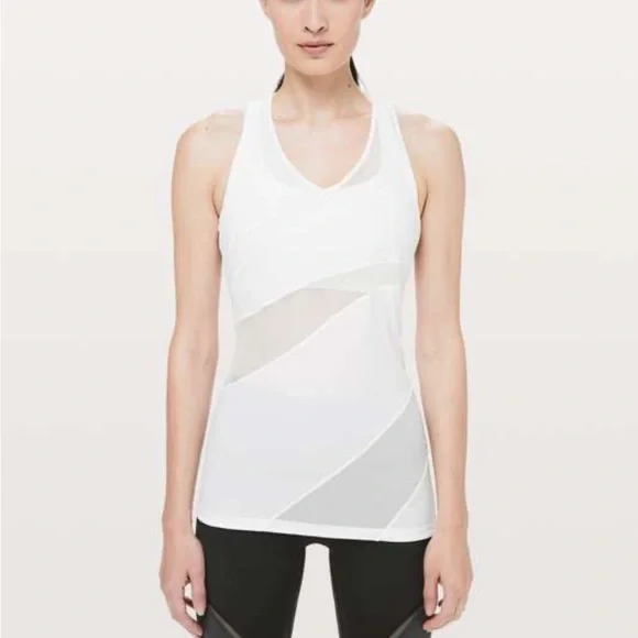 Lululemon Mesh In Motion Racerback Tank size 10 - Picture 8 of 8